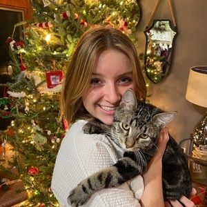 Meet your Posher, Elouise